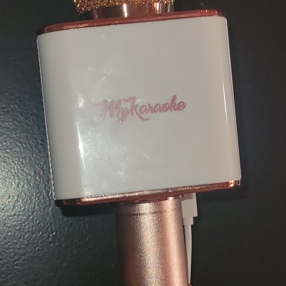 My karaoke microphone New No Tag ✨️👍 - Picture 2 of 7